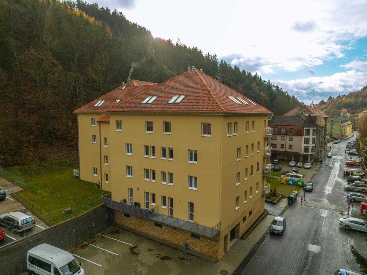 Forest Apartment With Sauna Jáchymov Extérieur photo